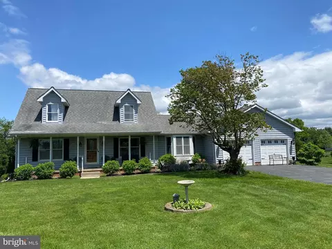 1138 Fox Run Ter, Hanover, PA 17331