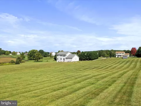 1147 Fox Run Ter, Hanover, PA 17331 photo 47
