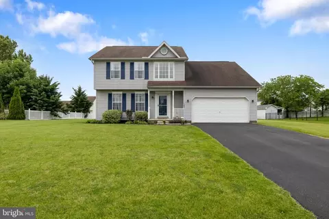 140 N Allwood Dr, Hanover, PA 17331