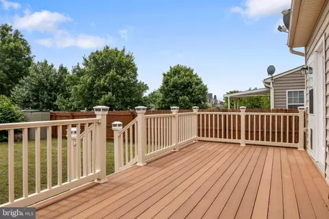 Exterior - 316 Maple Dr, Hanover, PA 17331 photo 6 of 10