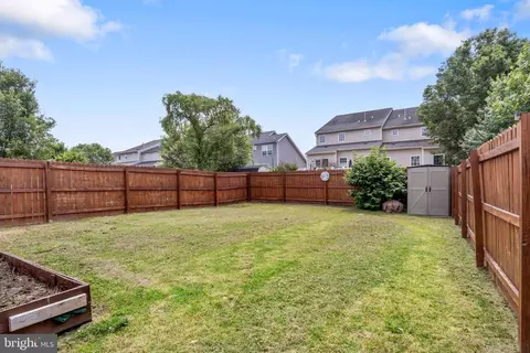 Exterior - 316 Maple Dr, Hanover, PA 17331 photo 8 of 10