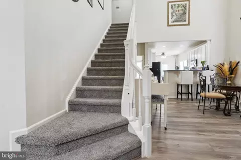 Entry Way - 316 Maple Dr, Hanover, PA 17331 photo 9 of 16