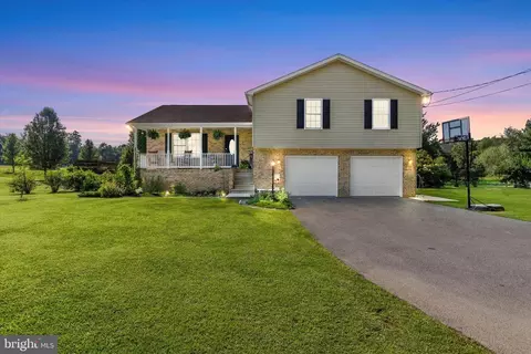 50 Baker Rd, Fayetteville, PA 17222