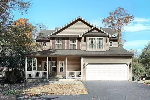 7 Bragg Dr, East Berlin, PA 17316