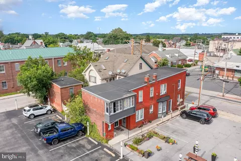 18 N Washington St, Gettysburg, PA 17325