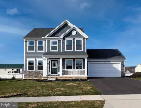 37 Kristi Ln, Biglerville, PA 17307
