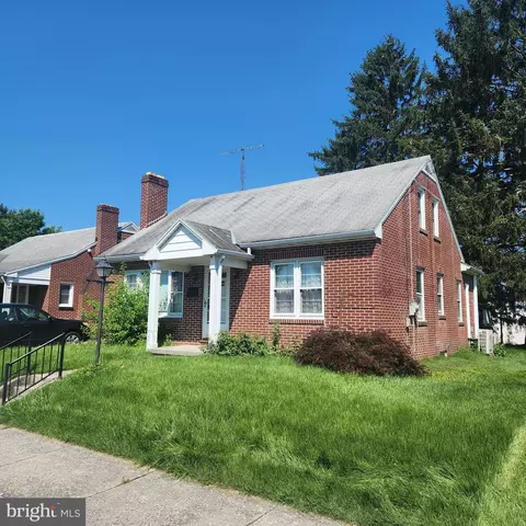 40 E Myrtle St, Littlestown, PA 17340