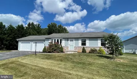 213 S Madison St, Hanover, PA 17331