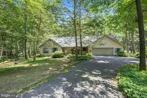 1160 Mount Hope Rd, Fairfield, PA 17320