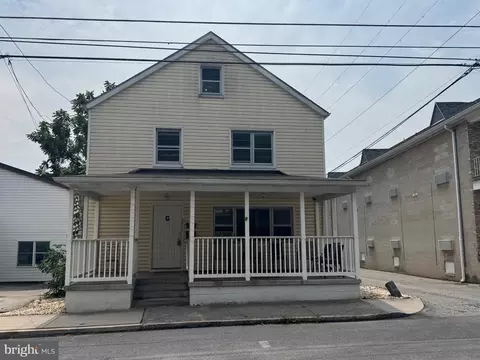 25 E Water St, Gettysburg, PA 17325
