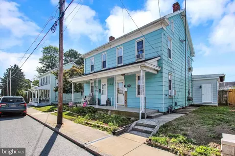 410 2 3rd St, Hanover, PA 17331