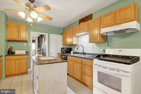 Kitchen - 410 2 3rd St, Hanover, PA 17331 photo 2 of 2