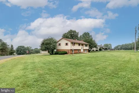 640 Bollinger Rd, Littlestown, PA 17340