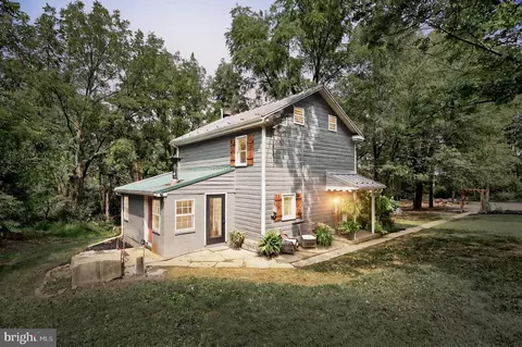 1385 Abbottstown Pike, Hanover, PA 17331