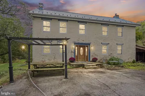 2065 Goldenville Rd, Gettysburg, PA 17325