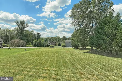 38 Wadsworth Dr, East Berlin, PA 17316