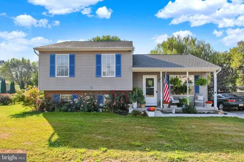 180 Abbotts Dr, Abbottstown, PA 17301