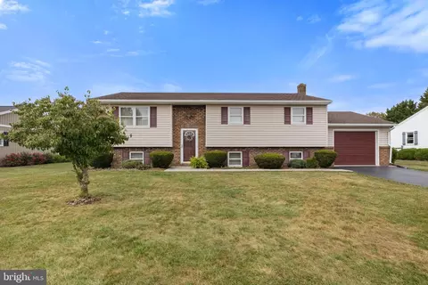 253 Vincent, Mcsherrystown, PA 17344