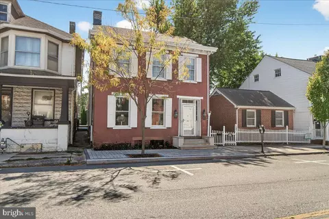 141 York St, Gettysburg, PA 17325