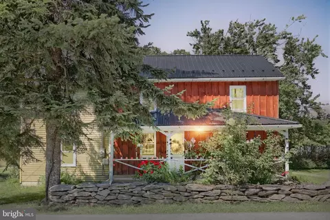 456 Church Rd, Orrtanna, PA 17353