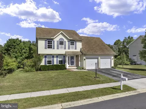 41 Laura Ln, Gettysburg, PA 17325