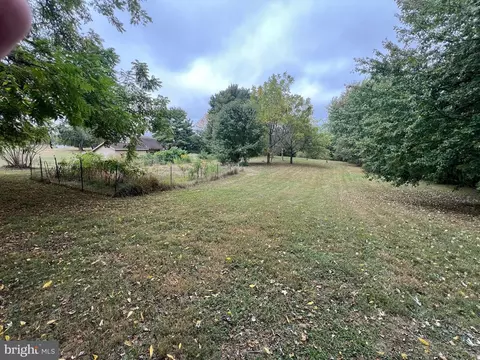 20 Locust Dr # C, Littlestown, PA 17340