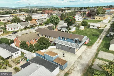 View/Area - 372 Maple Ave, Hanover, PA 17331 photo 6 of 12