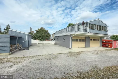 Exterior - 372 Maple Ave, Hanover, PA 17331 photo 8 of 15