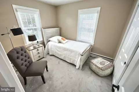 Bedroom - 372 Maple Ave, Hanover, PA 17331 photo 5 of 5