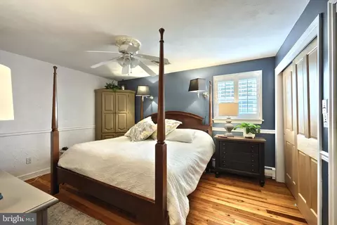 Bedroom - 372 Maple Ave, Hanover, PA 17331 photo 1 of 5
