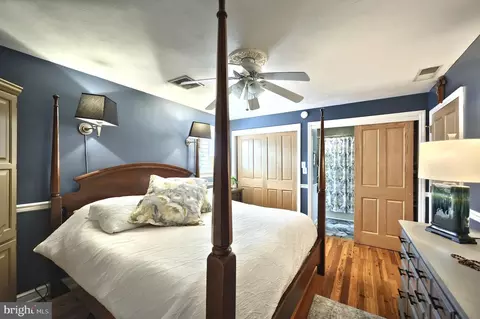 Bedroom - 372 Maple Ave, Hanover, PA 17331 photo 2 of 5