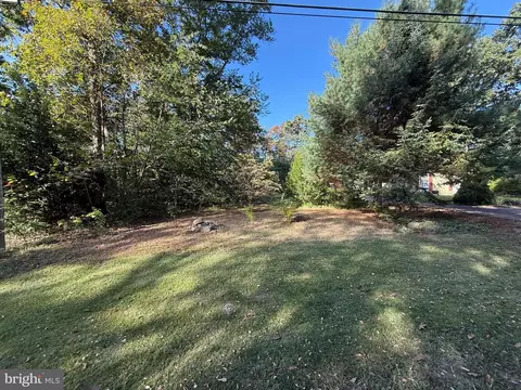 47 Burnside Dr, East Berlin, PA 17316