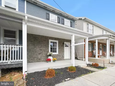 417 Main St, Mcsherrystown, PA 17344