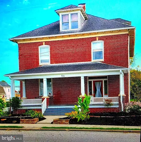 128 North St, Mcsherrystown, PA 17344