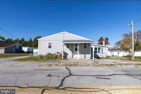 254 Mount Misery Rd, New Oxford, PA 17350