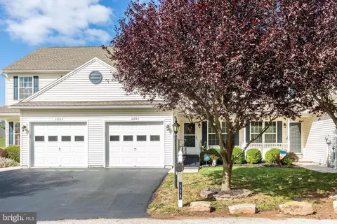 138 Cedarfield Dr, Gettysburg, PA 17325