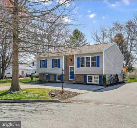 40 Sandy Ct, Hanover, PA 17331