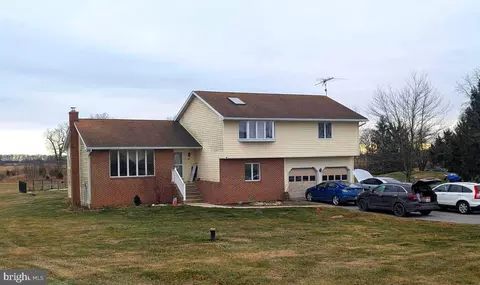 485 Winding Brook Rd, Biglerville, PA 17307