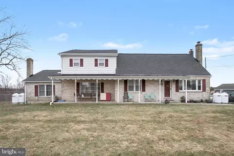 1310 Goldenville Rd, Gettysburg, PA 17325