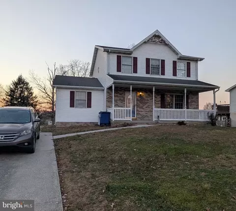15 Yorktowne Ct, Littlestown, PA 17340