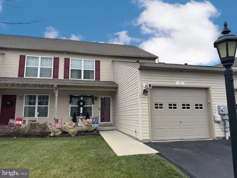 7 Cedarfield Dr, Gettysburg, PA 17325