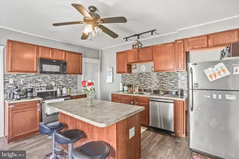 Kitchen - 338 3rd St, Hanover, PA 17331 photo 2 of 2