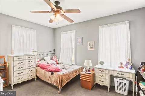 Bedroom - 338 3rd St, Hanover, PA 17331 photo 3 of 5