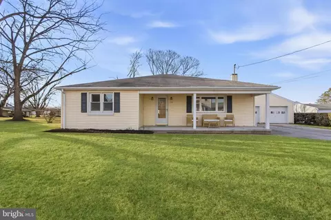 30 Locust St, Gettysburg, PA 17325