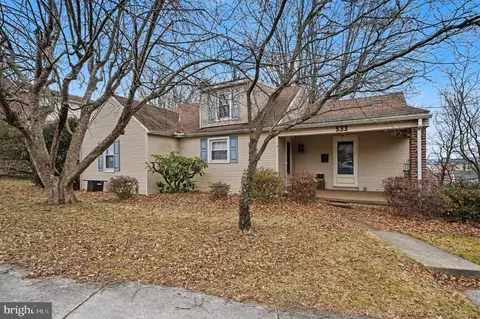 533 Hillcrest Pl, Gettysburg, PA 17325