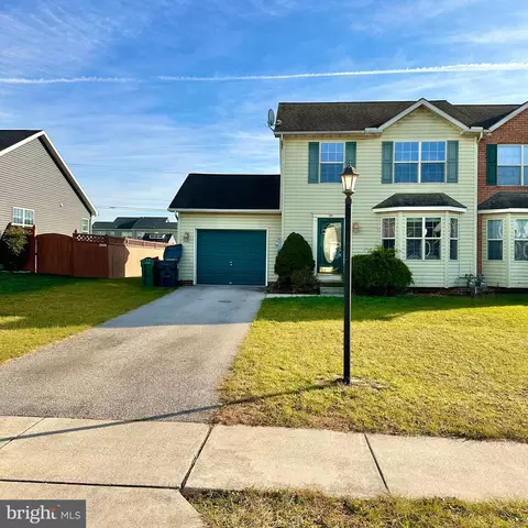 200 Skyview Cir, Hanover, PA 17331