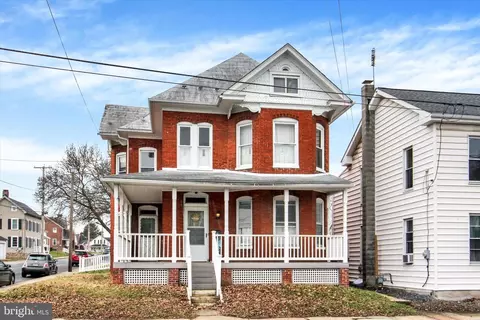 102 N Queen St, Littlestown, PA 17340