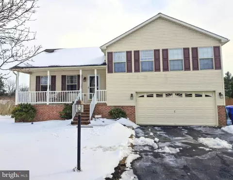 270 Hillside Dr, East Berlin, PA 17316