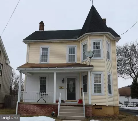230 M St, Littlestown, PA 17340