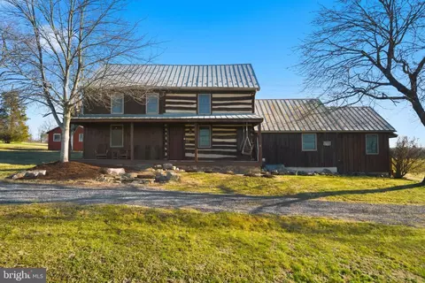 55 Stone Jug Rd, Gettysburg, PA 17325